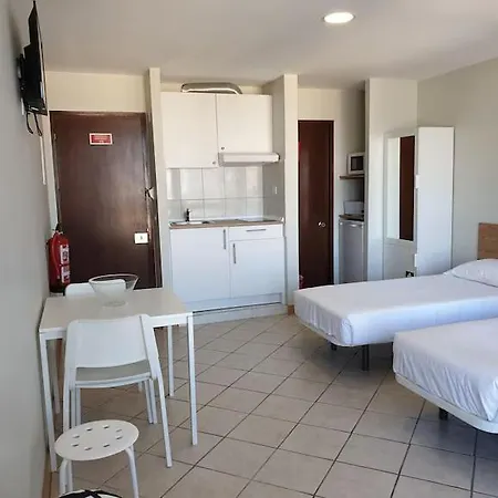 Entire Tarik By Atlantichotels With Kitchenettes, Near Rocha * 波尔蒂芒